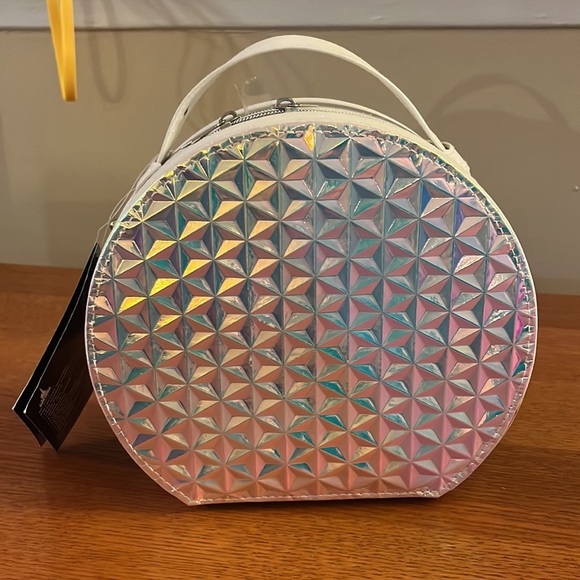 Disney Ulta Makeup + Epcot Beauty Box 28 Piece - Picture 2 of 8